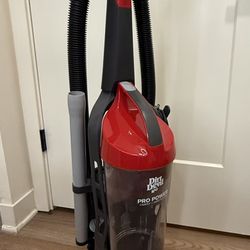 Dirt Devil Endura Express Bagless Compact Upright Vacuum Cleaner
