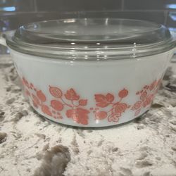 Pyrex Gooseberry Bowl And Lid