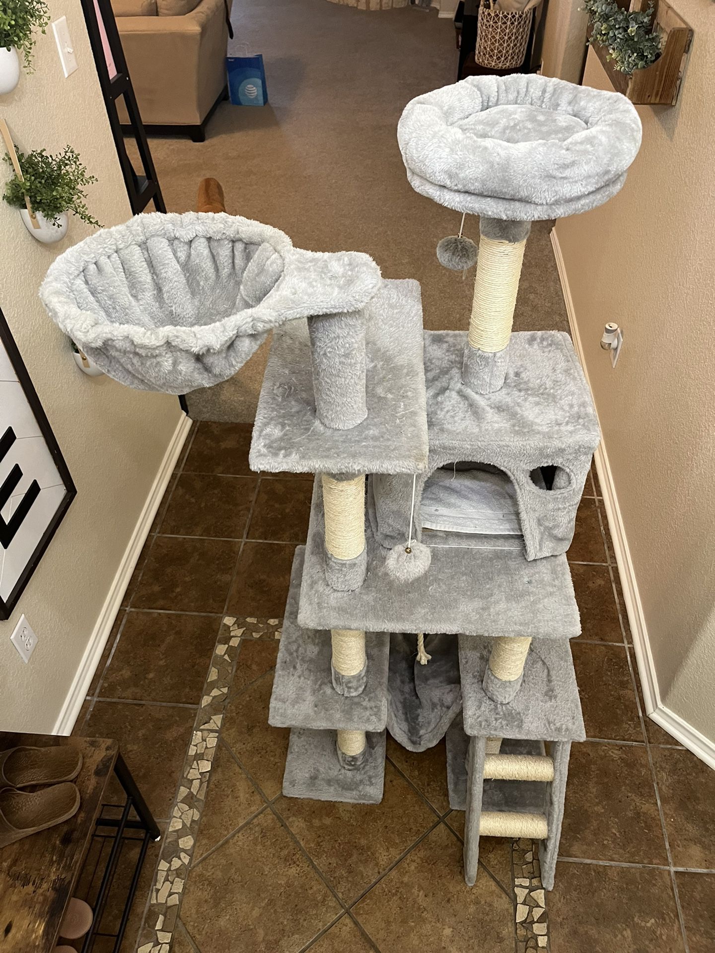 61” Cat Tower With Hammock, Suite, Multiple Scratching Posts. Already Assembled 