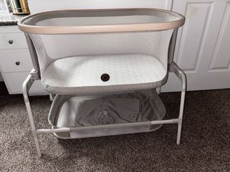 Maxi-Cosi Lora Bassinet