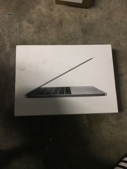 Empty MacBook Pro box 3$