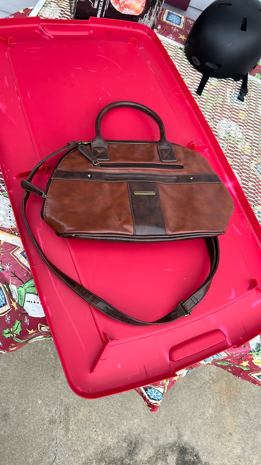 BROWN LEATHER PURSE