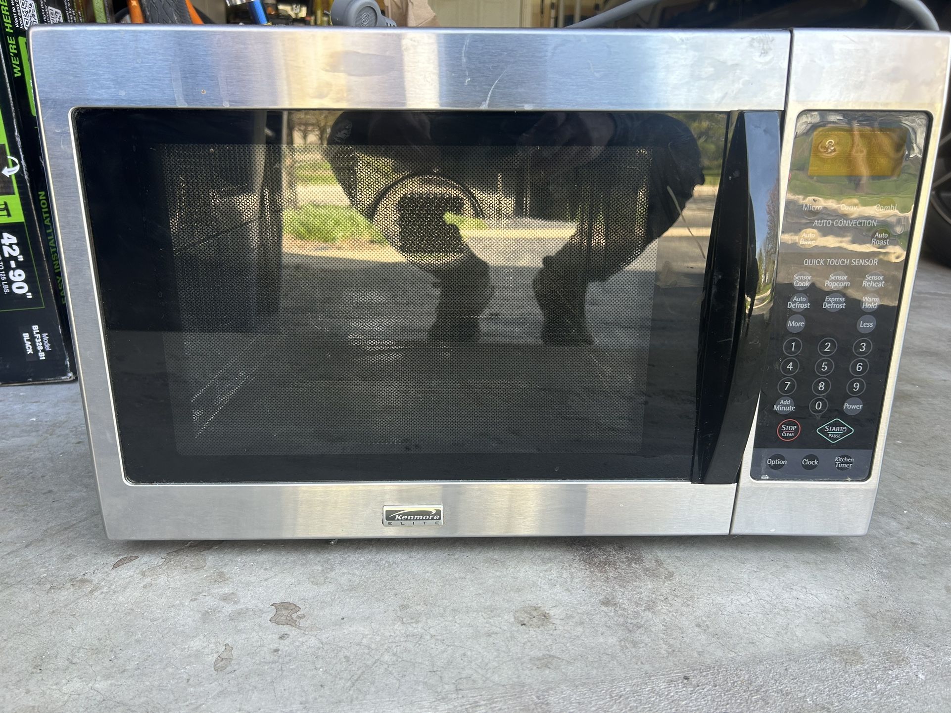 Free - Not Working Kenmore Microwave