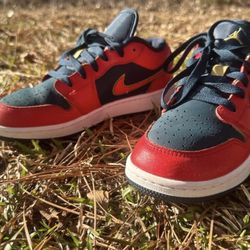 Jordan 1z Red Blue 5.5y 