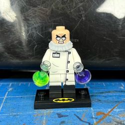 LEGO DC  Hugo Strange [CMF]