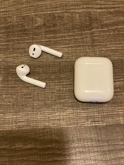 APPLE AIRPODS FOR SALE!!