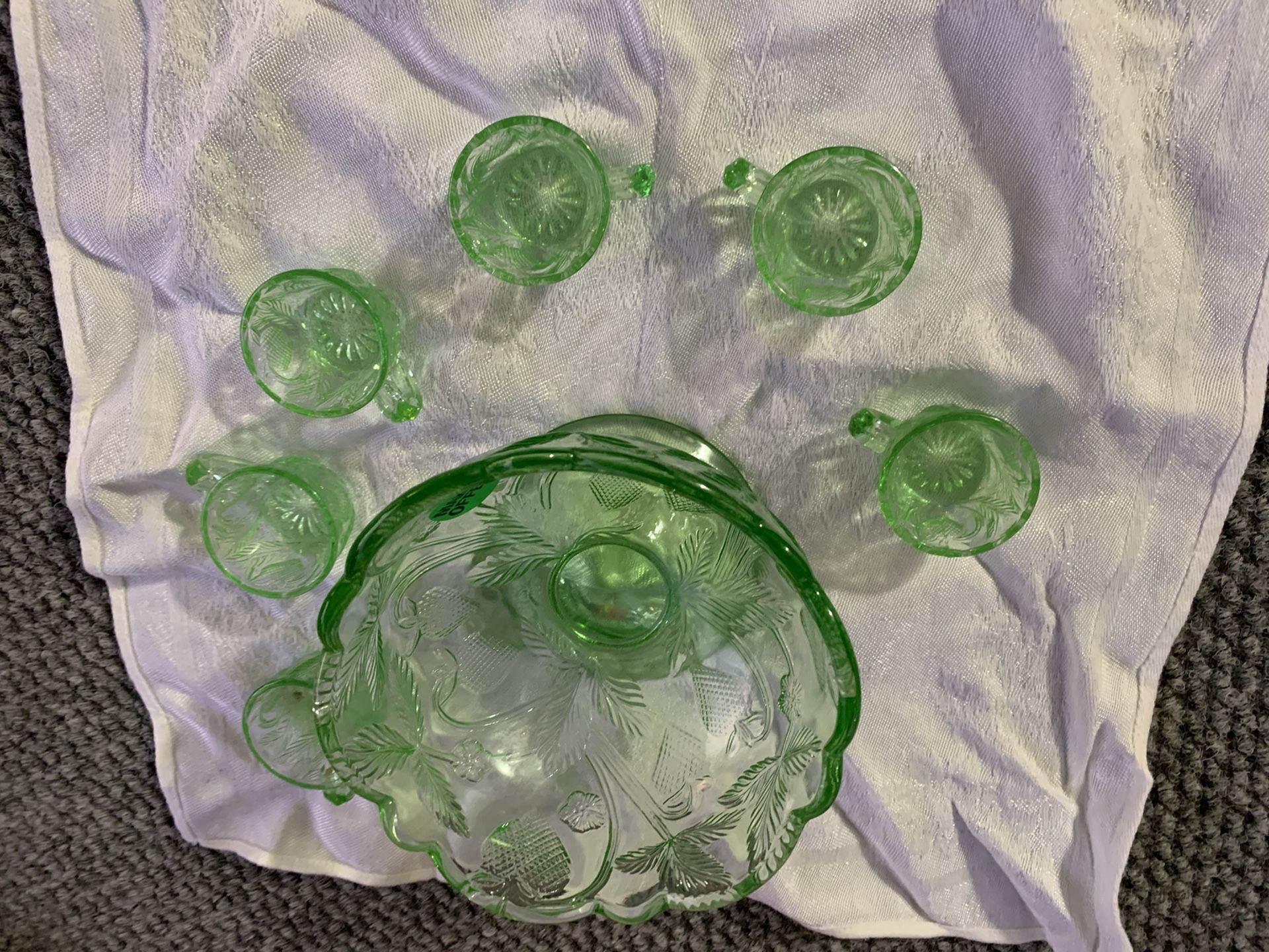 Mini green glass set ( bowl 4 1/2” wide)
