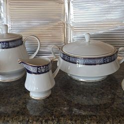 NORITAKE CAMBRIDGE FINE CHINA