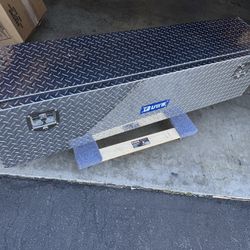 UWS TBTS-60 60" x 13" x 17" Aluminum Topsider Tool Box