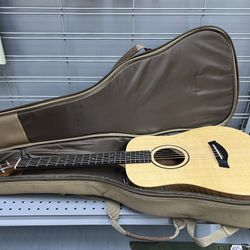 Taylor BT1e Baby Taylor Acoustic-Electric Guitar 