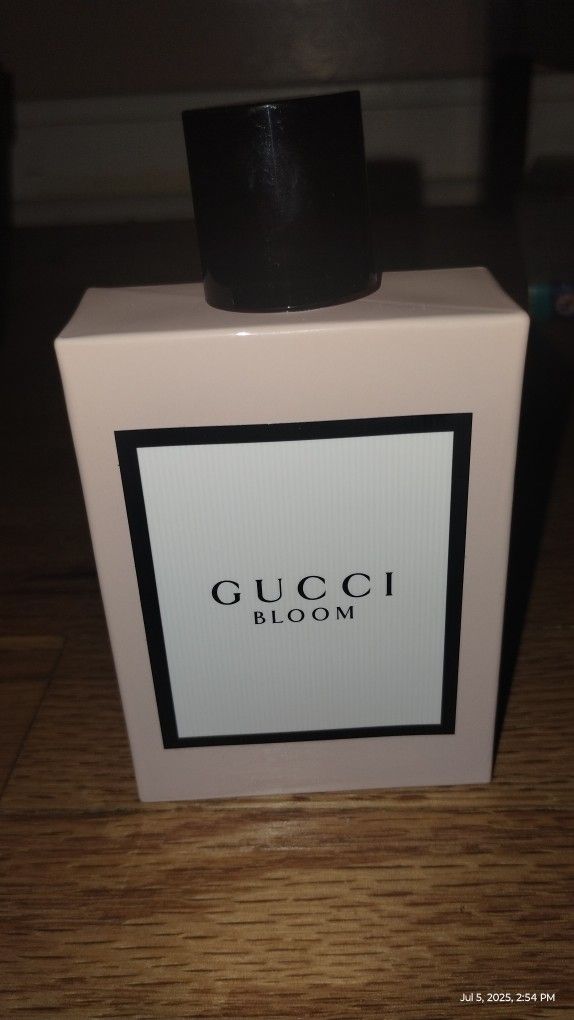 Gucci Bloom Women's Authentic