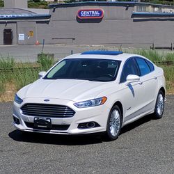2013 Ford Fusion Hybrid SE