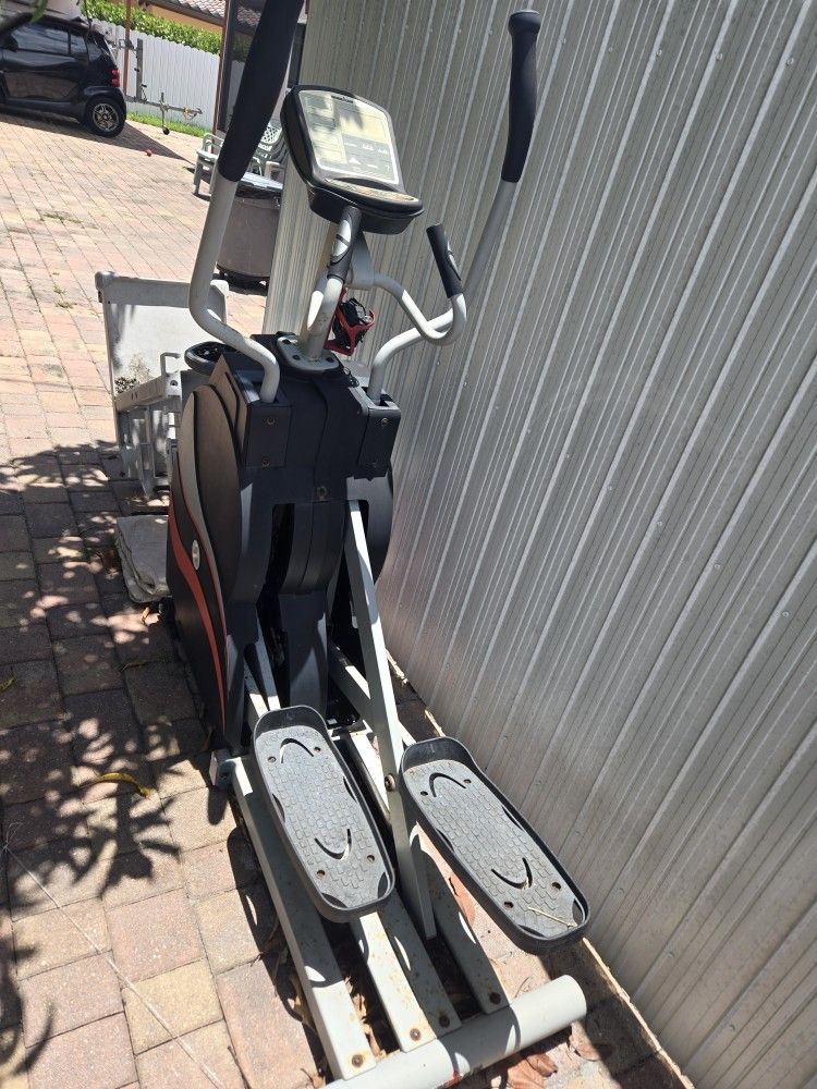 Elliptical Exercise Machine