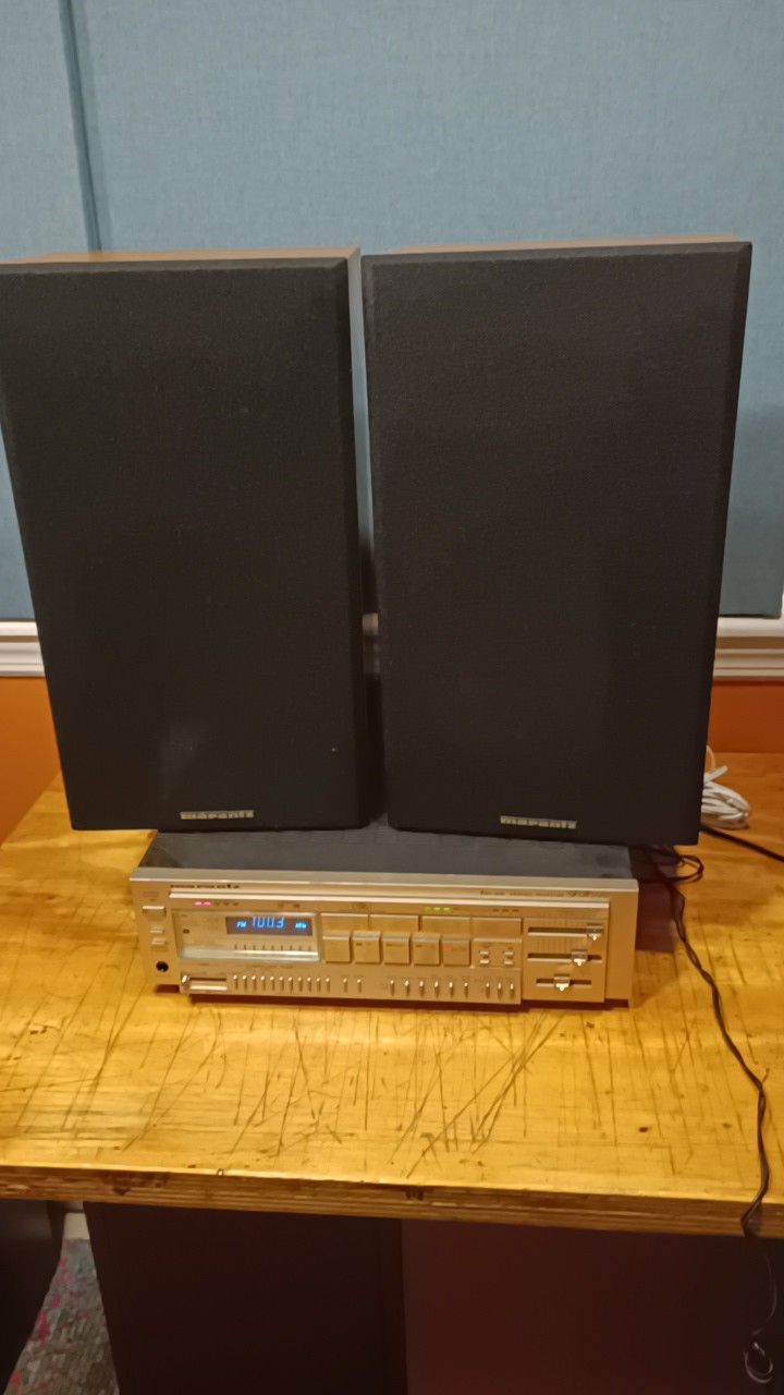 Vintage Stereo Set Marantz SR 940 + Marantz SP 208 Book Shelf Speakers