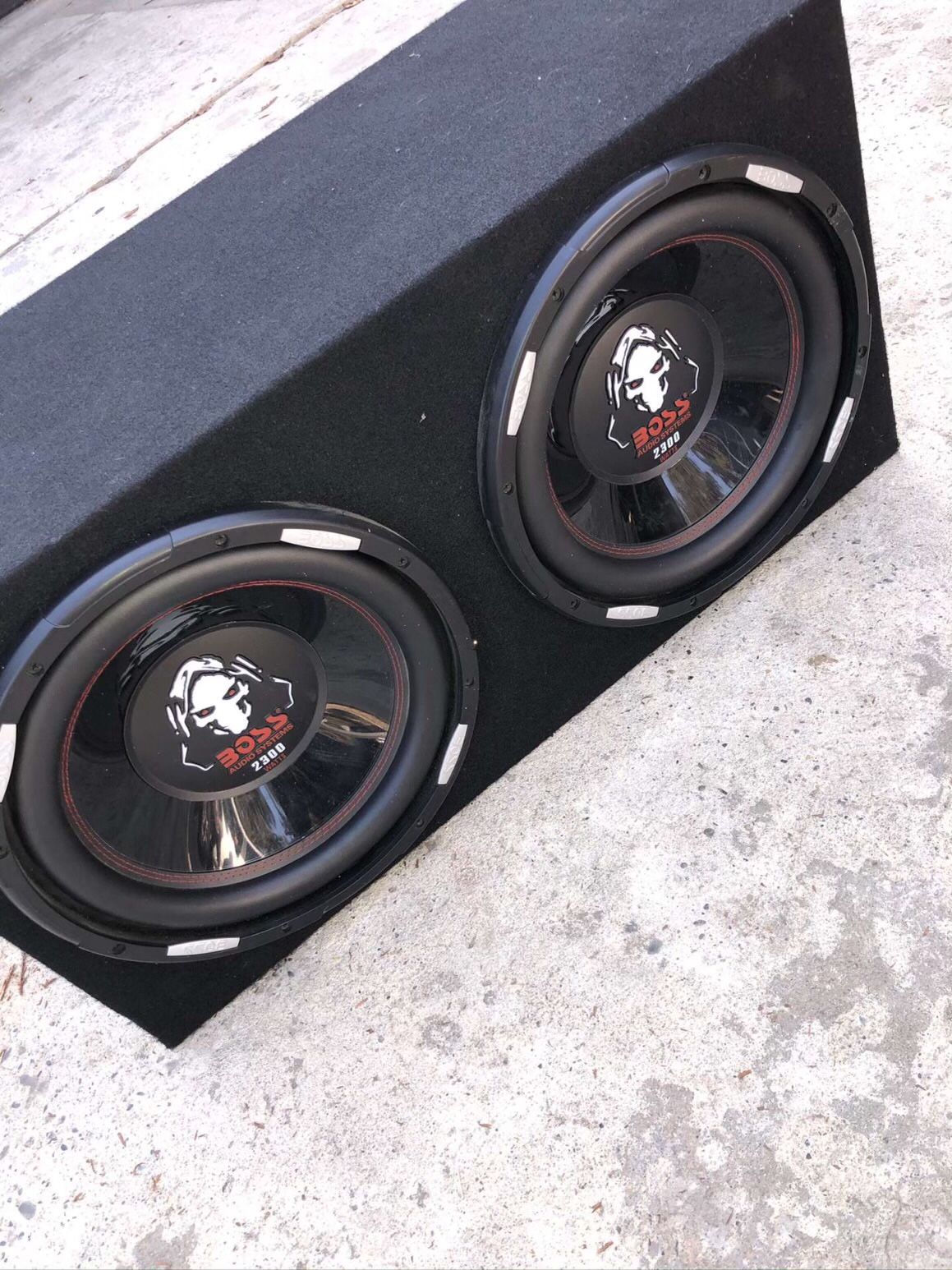 2 12s BOSS Speakers ( Hmu With Offer)