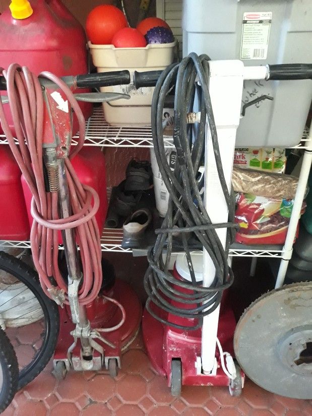 Floor Buffer- 8 Floor Machines