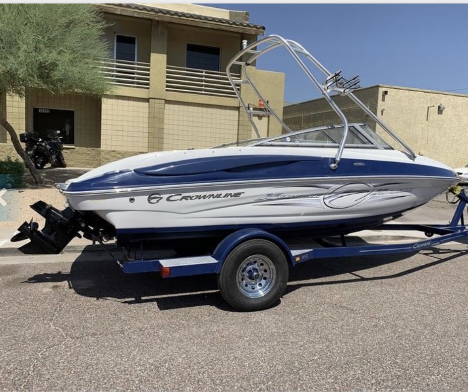 2009 19.5 crown line SS