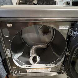 New LG 7400 Extra Capacity Washer & Dryer