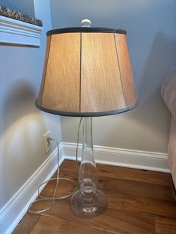 Table lamp