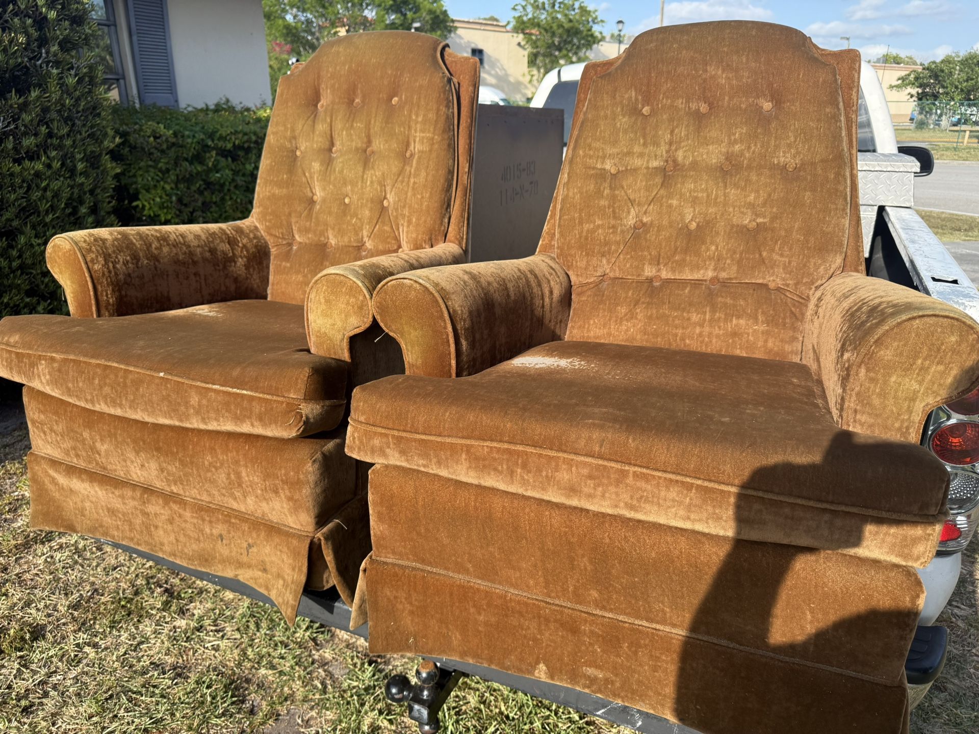 Vintage Love Seats
