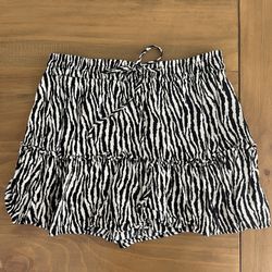 Women’s Zara Zebra Print Frill A-line Skort size M
