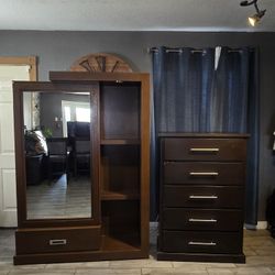 🪞✨ Vanity con espejo Abatible y cómoda en venta ✨🪞
Ven