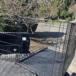 XXL Large Dog Kennel Crate Collapsible Like New 48”L by 30”W by 32” H