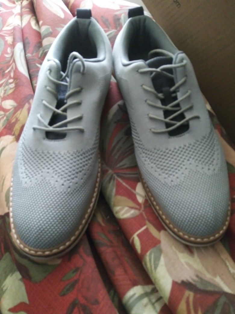 Mens Shoes (Mario Lopez)