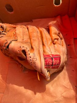 vintage Rawlings baseball glove in good condition, Azusa