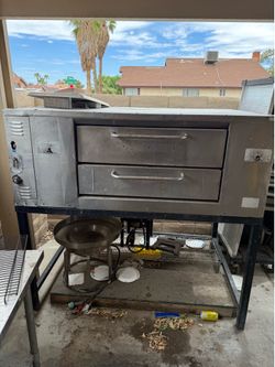 Baker Pride Pizza Oven (natural gas)