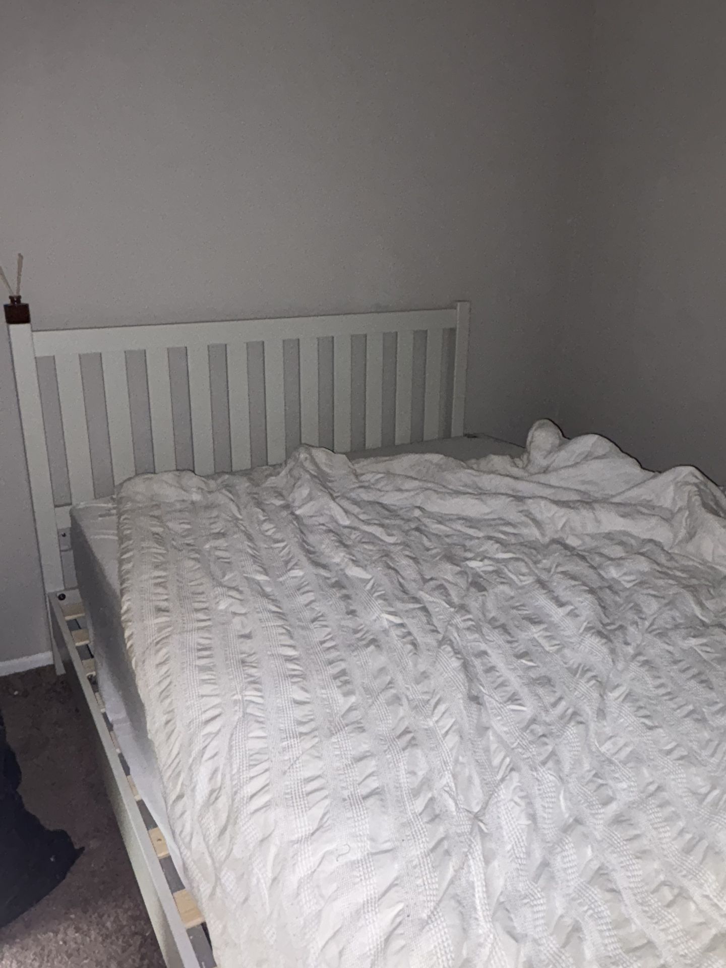 Bed Frame And Mattress 