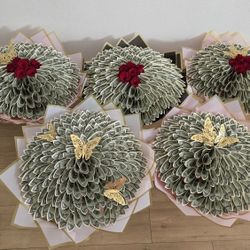 For Sale:
Flower Money  Bouquet  For Birthday, Anniversary, Graduation, Congratulations, Etc