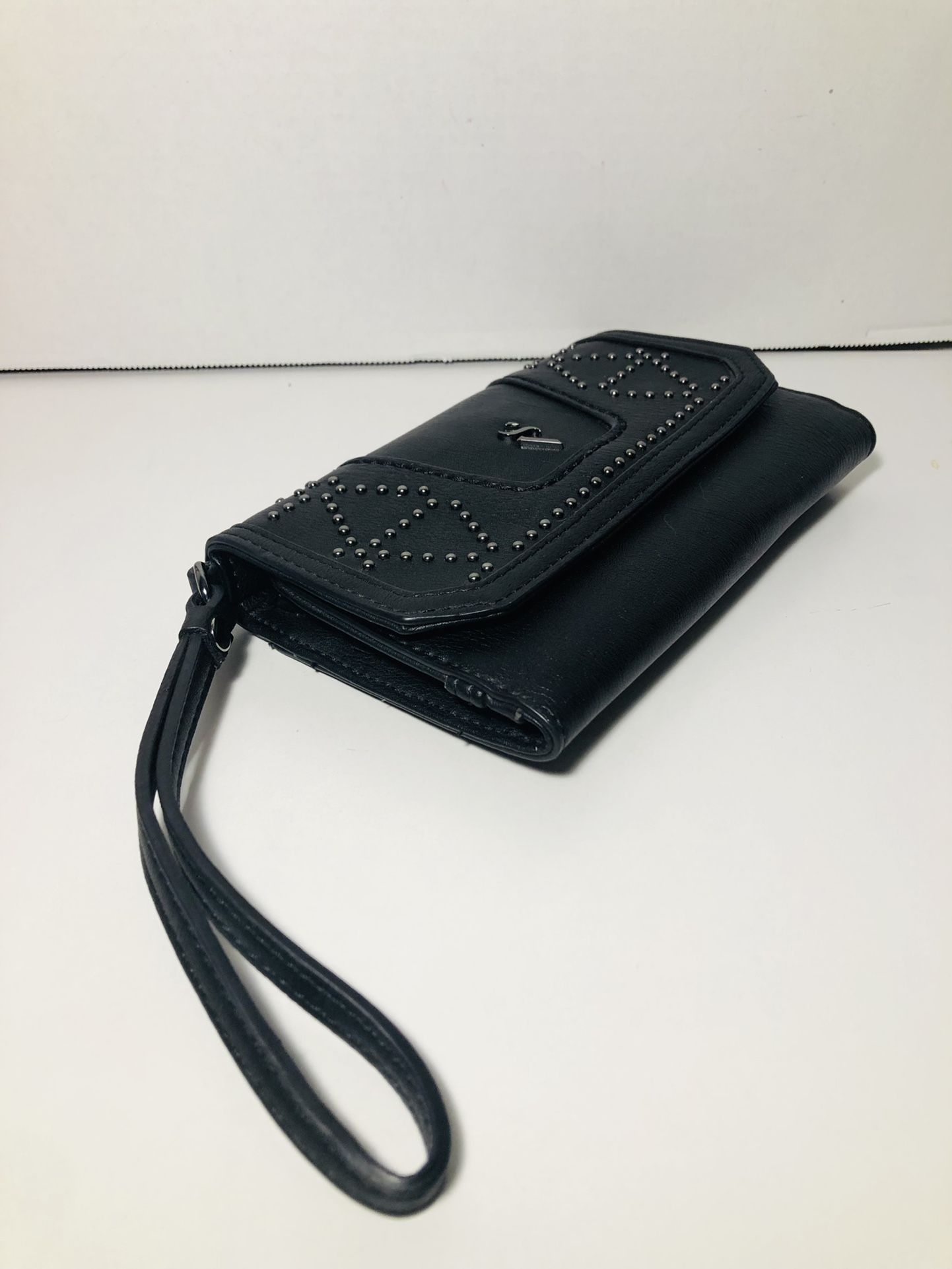 Simply Vera By Vera Wang Wallet