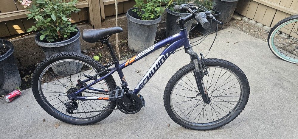 Used Bike Schwinn Ranger 24"