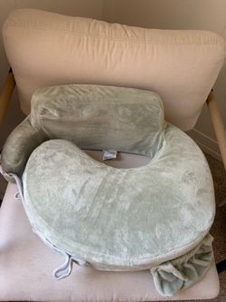 My breastfriend nursing pillow