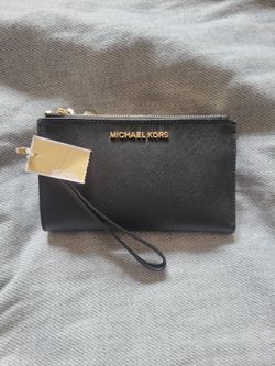 Michael kors Wristlet