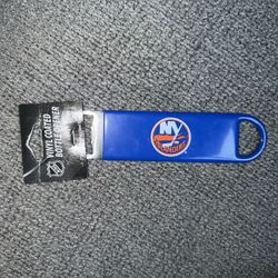 NHL Boelter Brands New York Islanders Hockey Vinyl Coated Bottle Opener New 2014