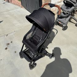Contours Stroller