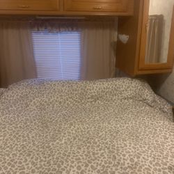 Travel Trailer South Wind Storm 1998 