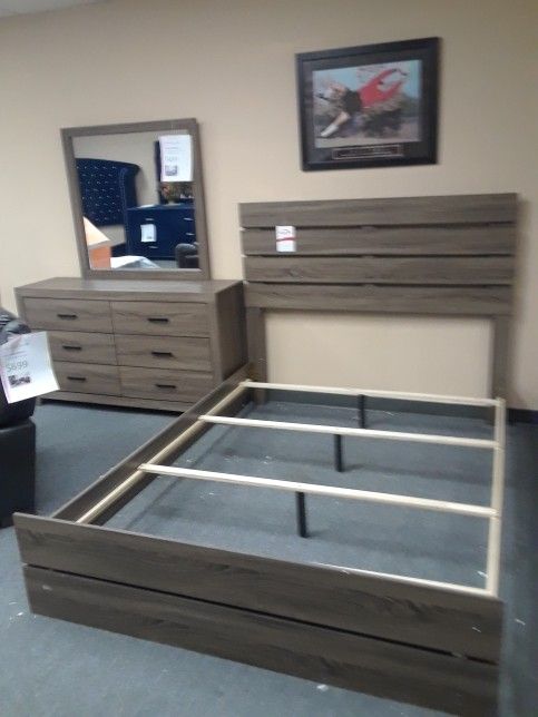 New Queen Bedframe Dresser And Mirror