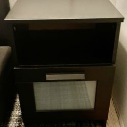 2 - Nightstands 