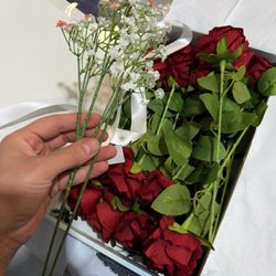 16 Stem Artificial Red Rose Bouquet in Gift Box – Ready to Gift