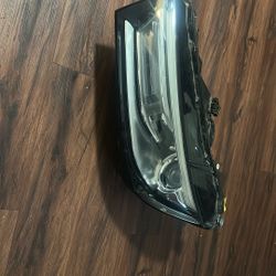 2018/2019/2020 Audi Q5 Sq5 Left Headlights  Oem