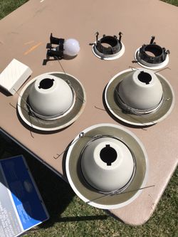 Ceiling lights (all of them )