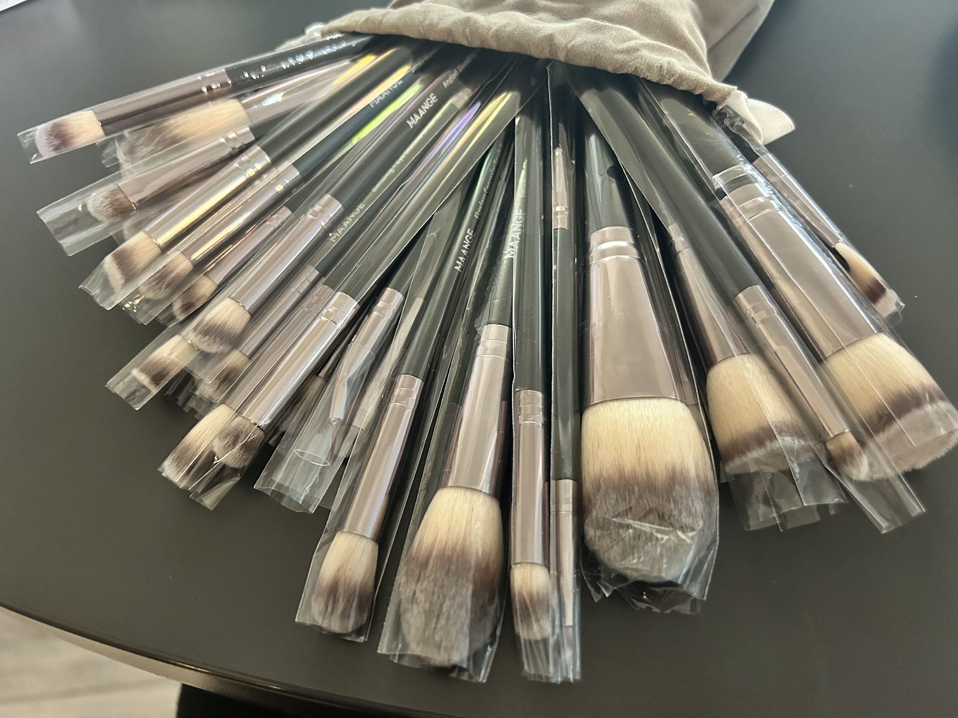 30psc Makeup Brushes