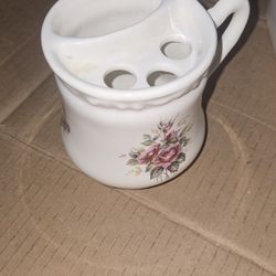 Athena Tooth Brush And Tissue Holder