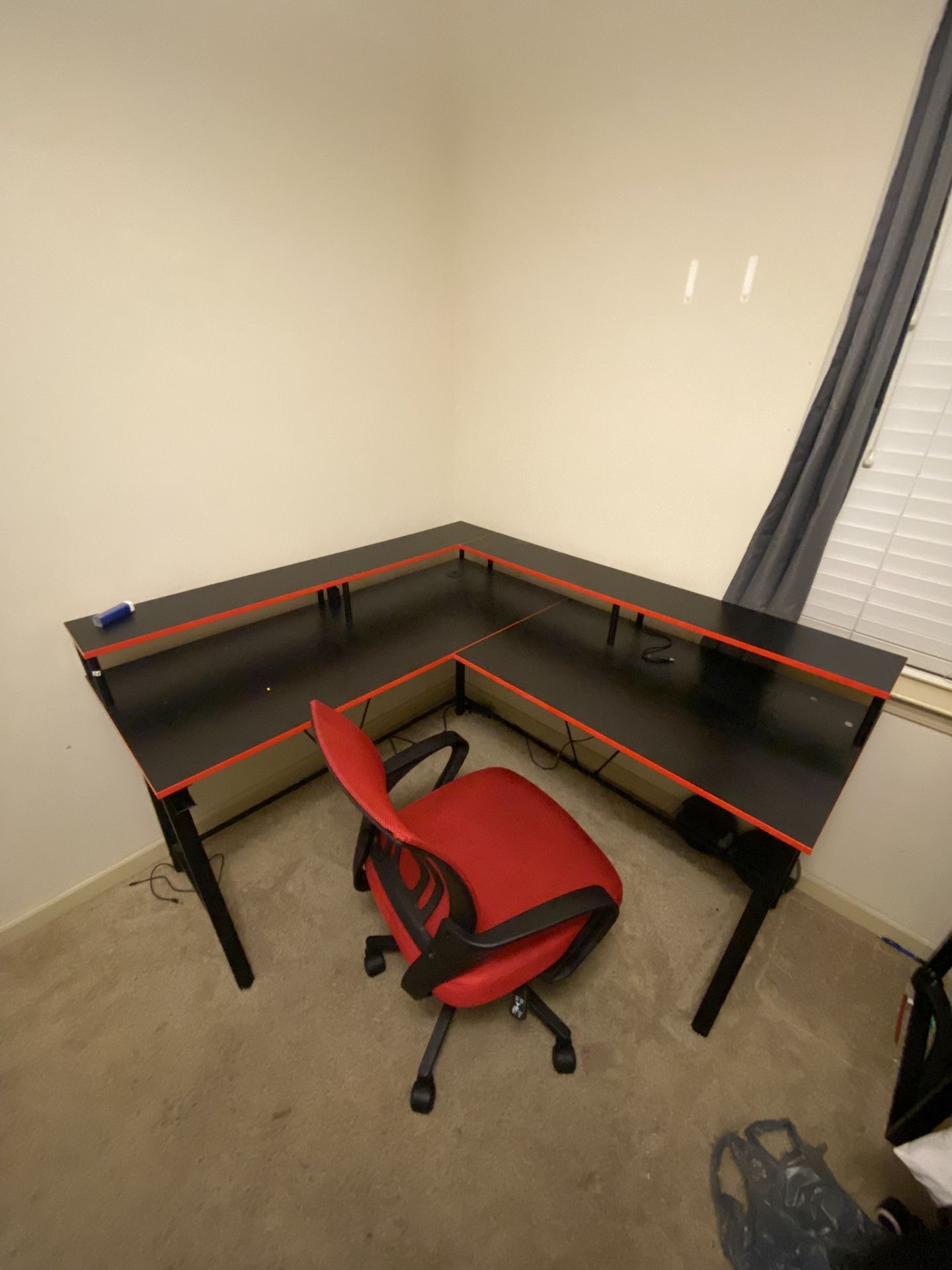 Gaming Desk & Chair 