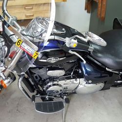 2006 Suzuki Boulevard