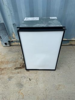 Nova Kool refrigerator