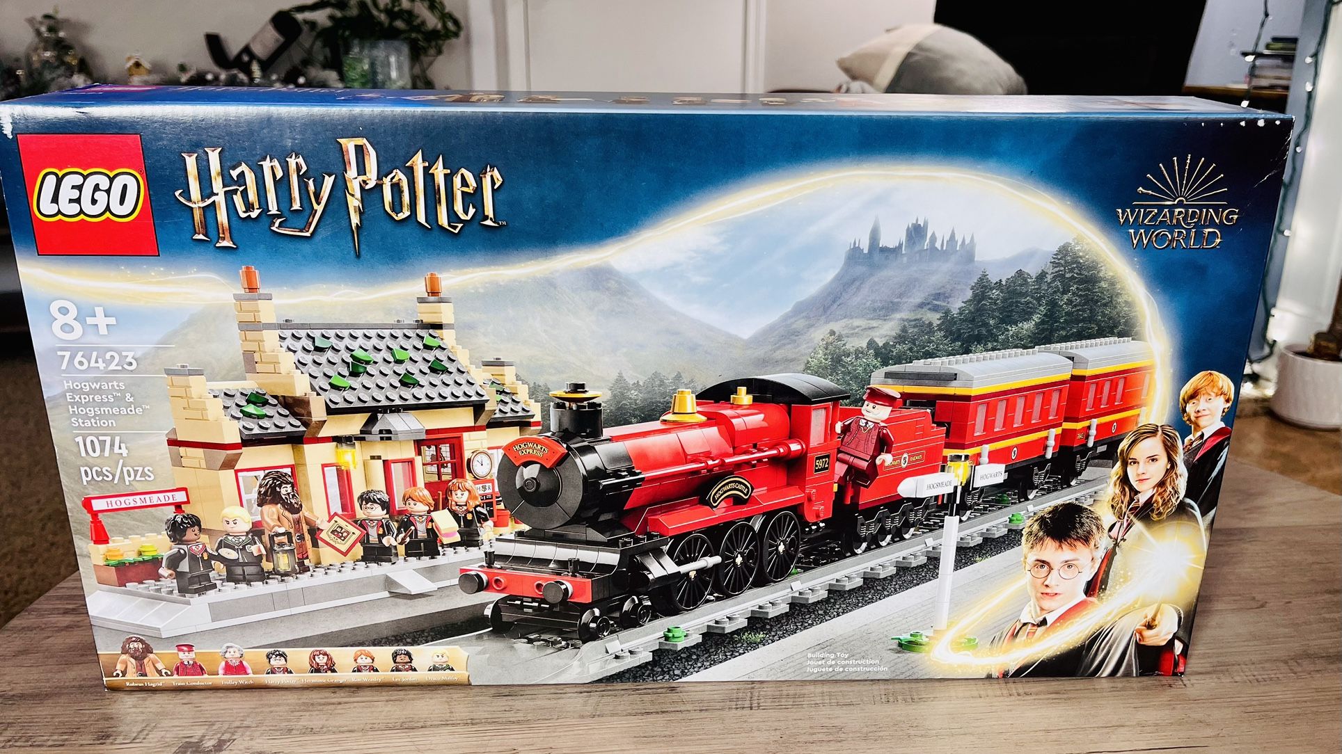 LEGO Harry Potter 76423 Hogwarts Express & Hogsmeade Station